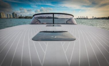 miami exotic yahct rental luxury yahct boat rental jetski luxx miami lux miami best rentals miami cheapest rentals 99