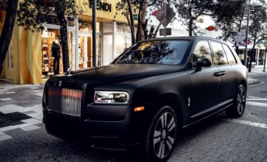 Rolls Royce Cullinan Matte Black on Black Rentals in Miami.