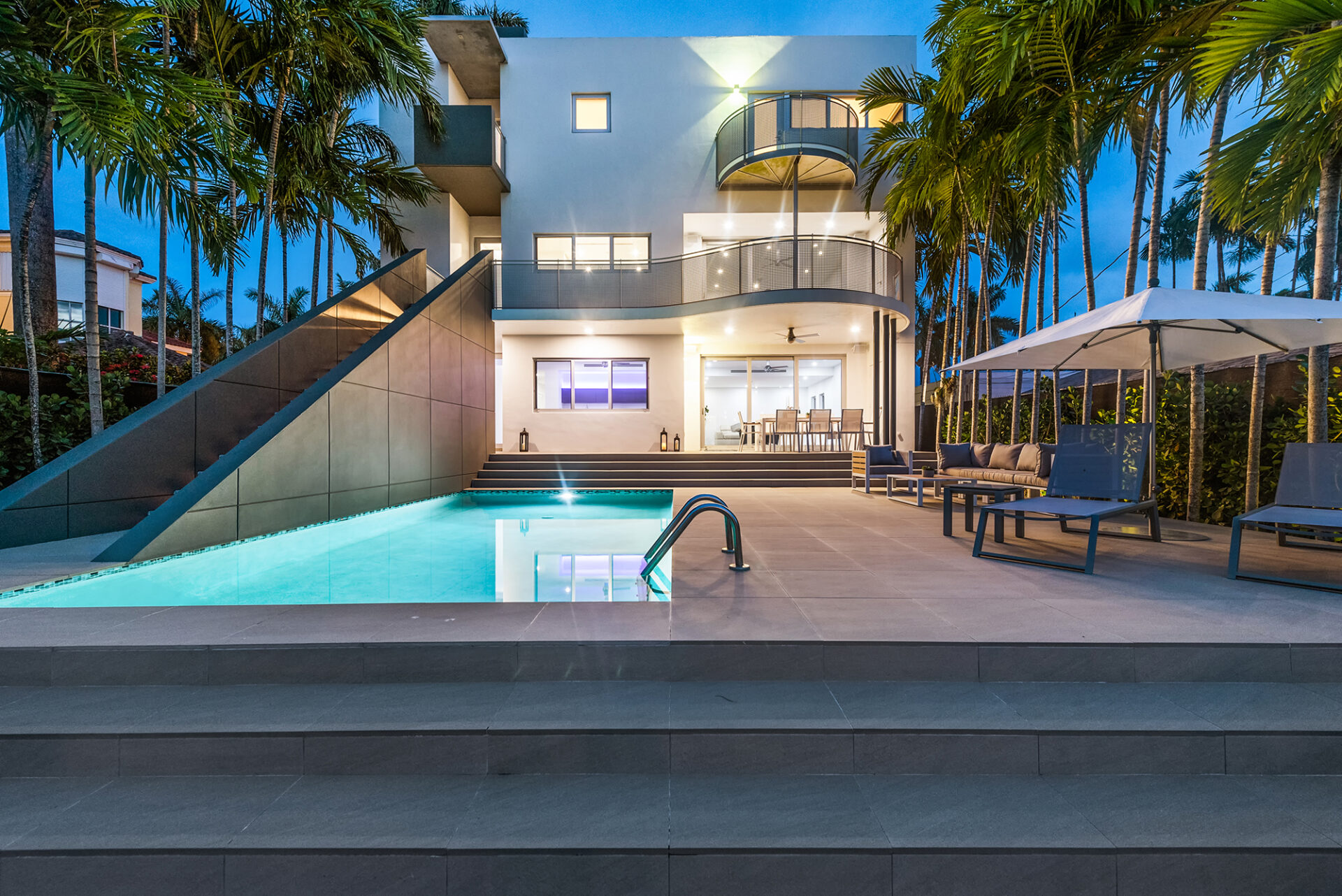 Villa Haven Vacation Rentals in Miami, Florida - Luxx Miami