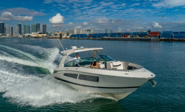 35’ Four Winns exotic rental cars yacht charters Miami