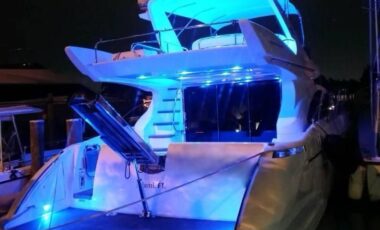 58′ Azimut exotic rental cars yacht charters Miami